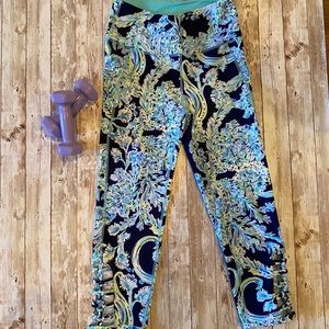 Lilly Pulitzer Luxletic Weekender Cropped Leggings
